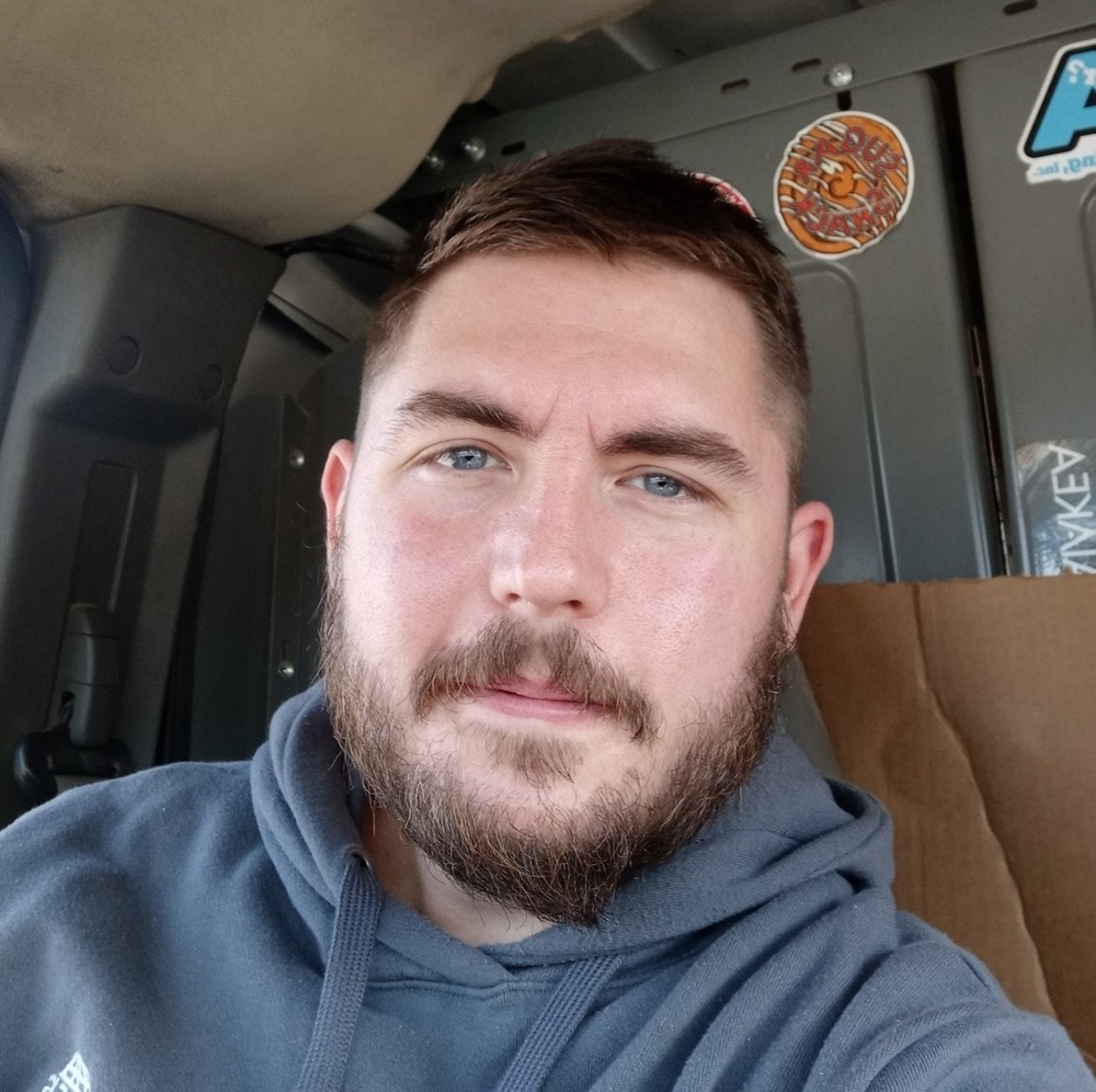 Meet your Posher, Zach